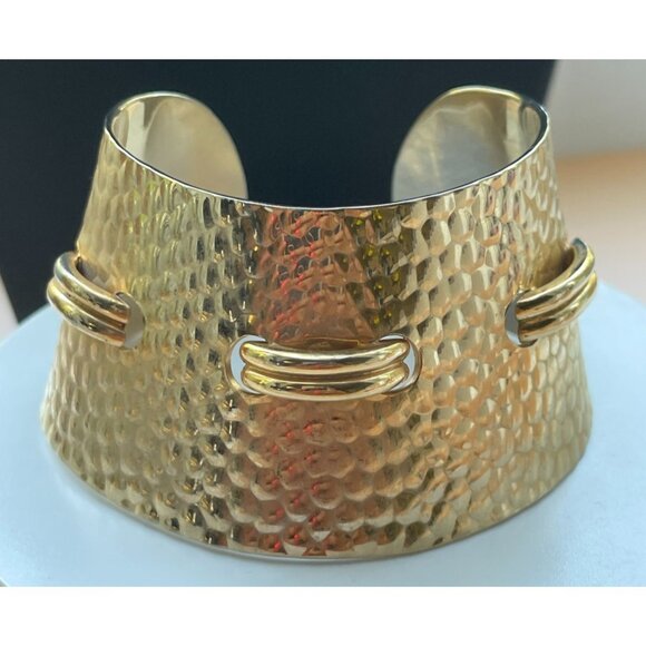 Hammered Gold Plated Ornate Design Cuff Vintage Thick Concave Bracelet Runway 80 - Picture 5 of 14